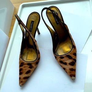 Dolce & Gabanna Leopard faux fur textured pumps